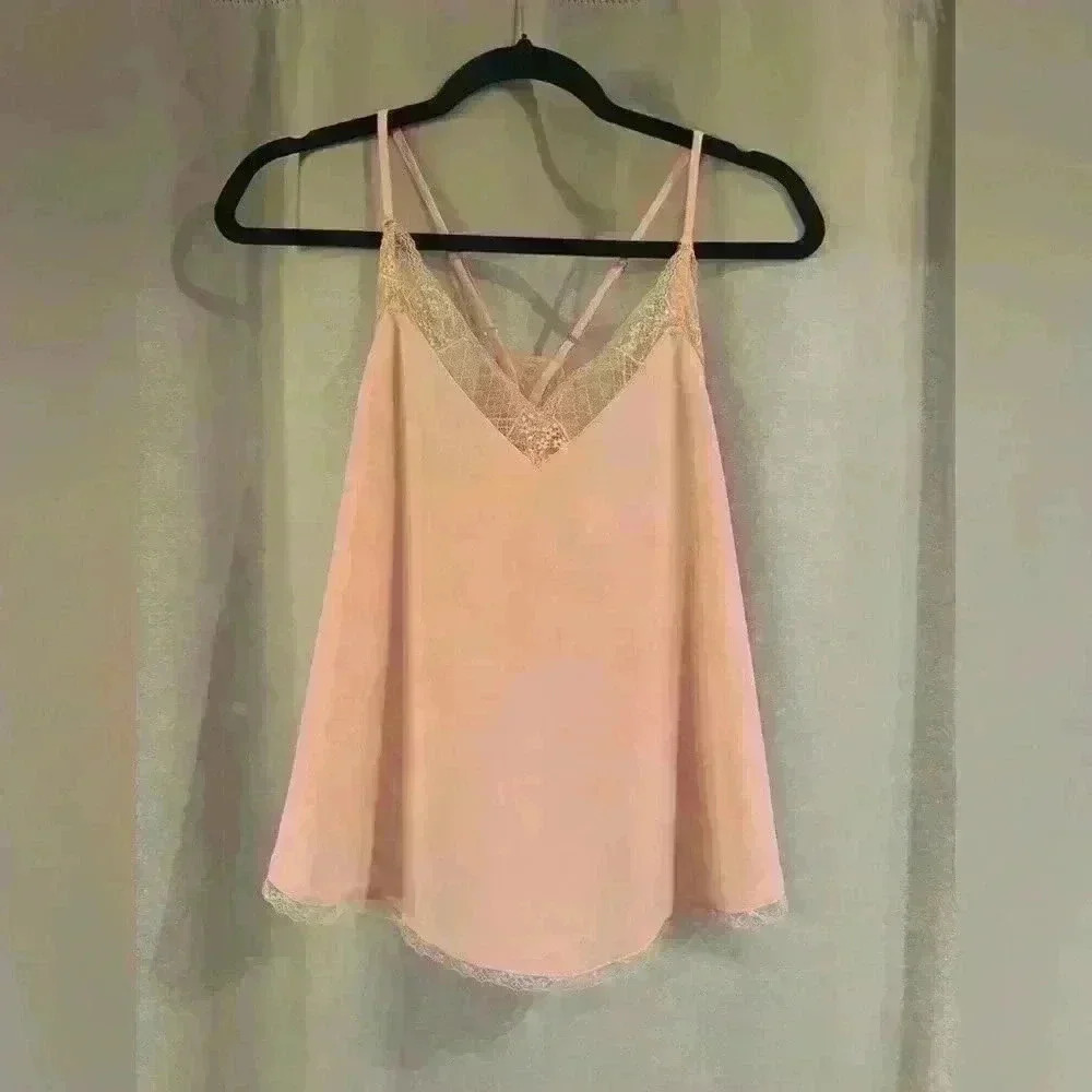 Womenās NWT Peach La Miel Blouse
